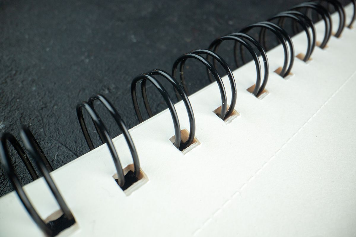 Aké typy prác viazať hrebeňovou väzbou?